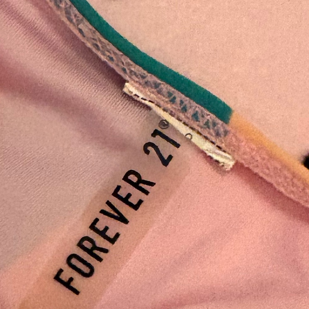 Small Women’s Forever 21 Bikini With High Waisted Bottoms - Picture 7 of 7